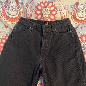 Urban Outfitters BDG Black High-Rise Mom jeans Corduroy size: 25